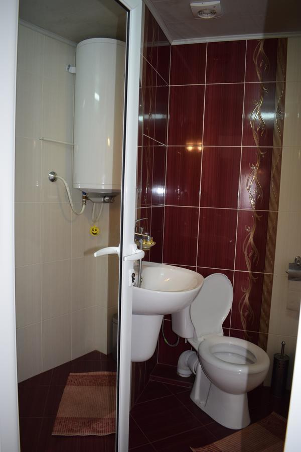 Complex Pele Hotel Zmeitsa Екстериор снимка